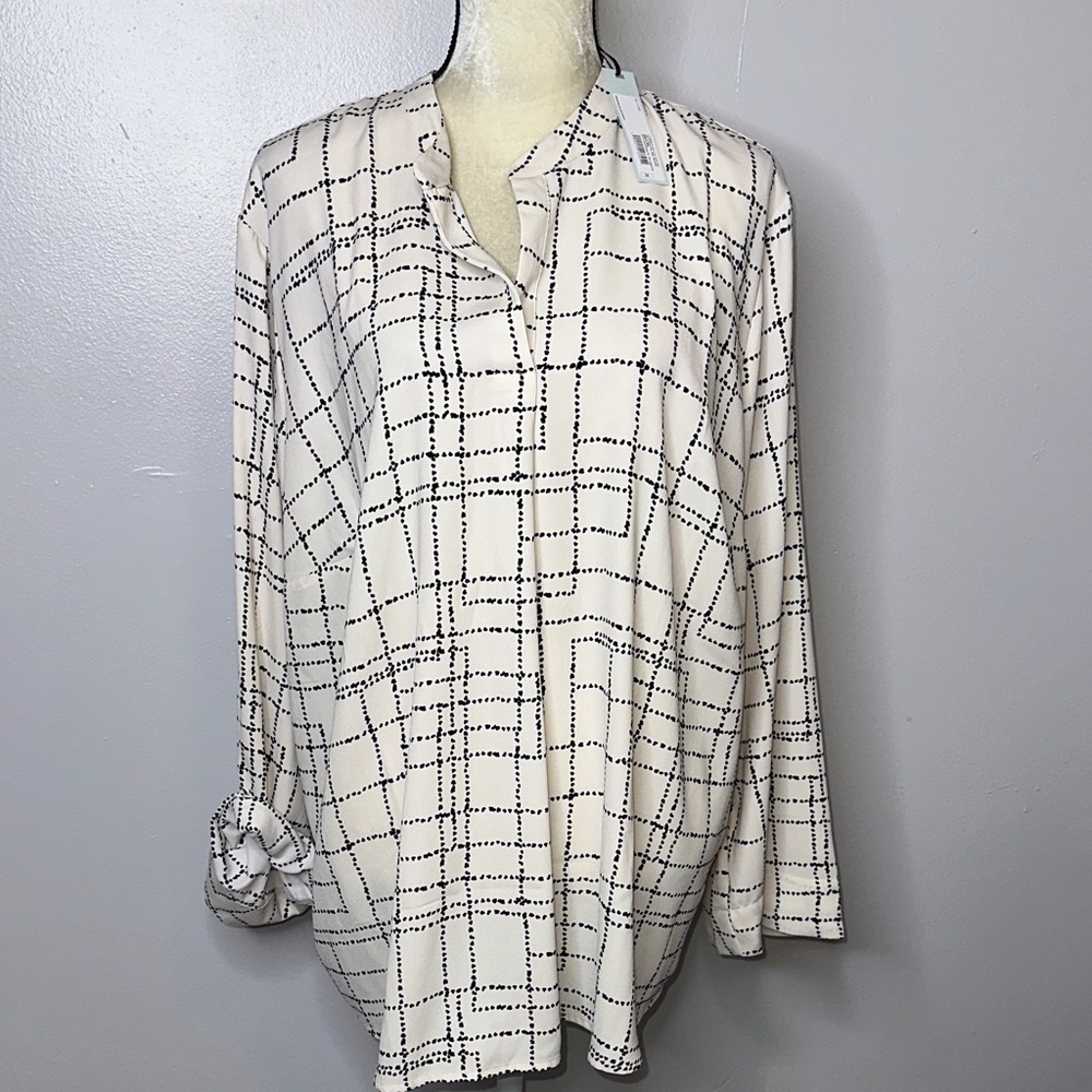 Prologue Cream and Black Patterned Blouse